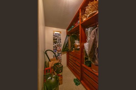 Casa à venda com 380m², 4 quartos e 4 vagasSuíte 1