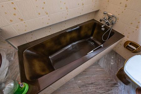 Casa à venda com 380m², 4 quartos e 4 vagasBanheiro Social