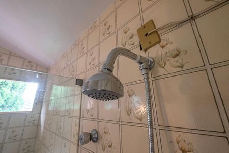 Casa à venda com 380m², 4 quartos e 4 vagasBanheiro da Suíte 2