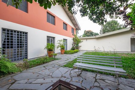 Casa à venda com 380m², 4 quartos e 4 vagasQuintal