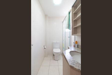 Casa de condomínio à venda com 177m², 3 quartos e 2 vagas Casa de condomínio à venda com 177m², 3 quartos e 2 vagasBanheiro Social