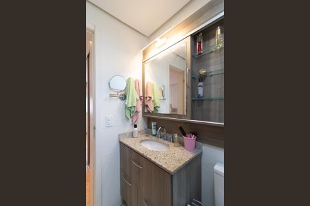 Casa de condomínio à venda com 177m², 3 quartos e 2 vagas Casa de condomínio à venda com 177m², 3 quartos e 2 vagasBanheiro da Suíte