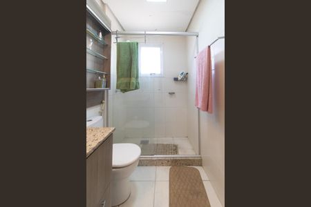 Casa de condomínio à venda com 177m², 3 quartos e 2 vagas Casa de condomínio à venda com 177m², 3 quartos e 2 vagasBanheiro da Suíte