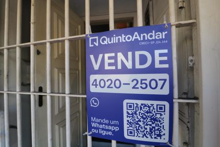 Casa para alugar com 220m², 2 quartos e 4 vagasPlaca