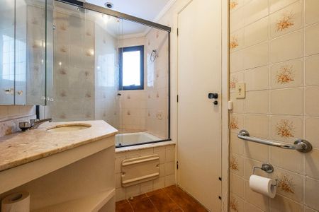 Apartamento à venda com 106m², 2 quartos e 2 vagasSuíte - Banheiro