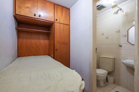 Apartamento à venda com 106m², 2 quartos e 2 vagasÁrea de Serviço - Quarto