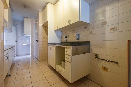 Apartamento à venda com 106m², 2 quartos e 2 vagasCozinha