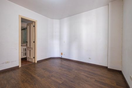 Apartamento à venda com 106m², 2 quartos e 2 vagasSuíte