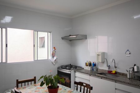 Casa à venda com 220m², 5 quartos e 6 vagasCozinha