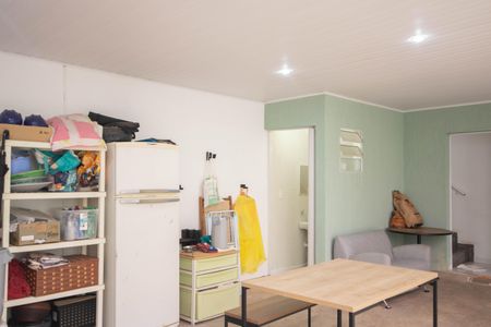 Casa à venda com 220m², 5 quartos e 6 vagasÁrea de Serviço