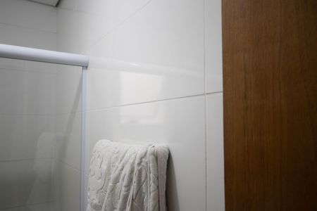 Casa à venda com 220m², 5 quartos e 6 vagasBanheiro 2