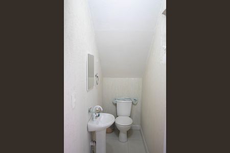 Casa à venda com 220m², 5 quartos e 6 vagasLavabo