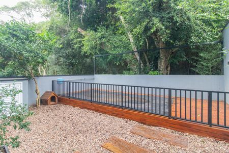 Casa de condomínio para alugar com 300m², 3 quartos e 2 vagasQuintal