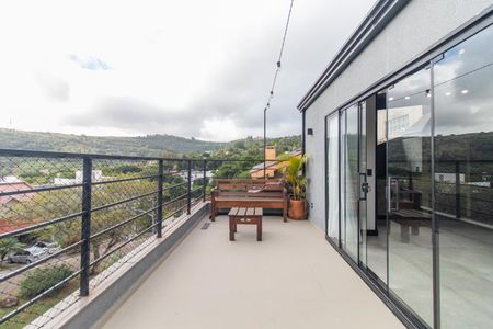 Casa de condomínio para alugar com 300m², 3 quartos e 2 vagasVaranda