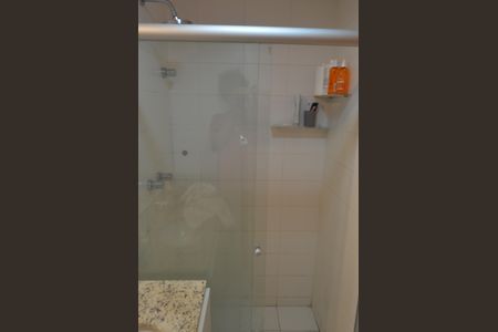 Apartamento à venda com 68m², 2 quartos e 1 vagaBanheiro da Suíte