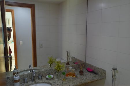 Apartamento à venda com 68m², 2 quartos e 1 vagaBanheiro