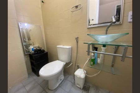 Apartamento à venda com 60m², 2 quartos e 1 vagaBanheiro Social