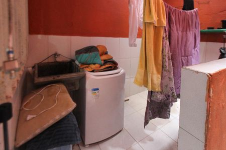 Casa à venda com 215m², 6 quartos e 1 vagaÁrea de Serviço casa 02