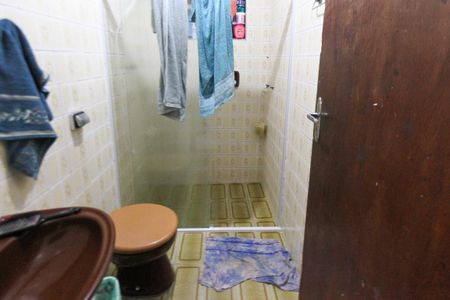 Casa à venda com 215m², 6 quartos e 1 vagaBanheiro