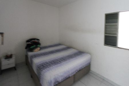 Casa à venda com 215m², 6 quartos e 1 vagaQuarto