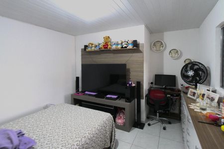 Casa à venda com 215m², 6 quartos e 1 vagaQuarto casa 05