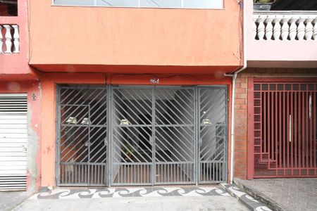 Casa à venda com 215m², 6 quartos e 1 vagaFachada