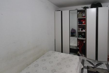 Casa à venda com 215m², 6 quartos e 1 vagaQuarto