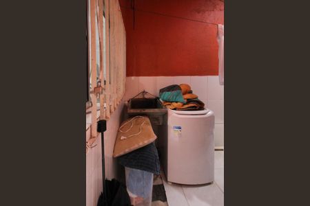 Casa à venda com 215m², 6 quartos e 1 vagaÁrea de Serviço casa 02