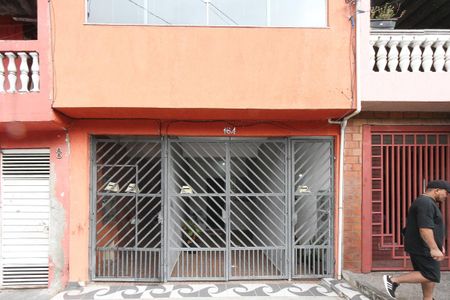 Casa à venda com 215m², 6 quartos e 1 vagaFachada