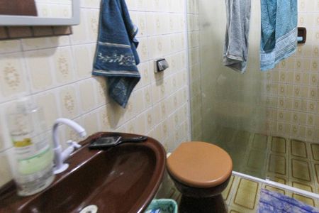 Casa à venda com 215m², 6 quartos e 1 vagaBanheiro