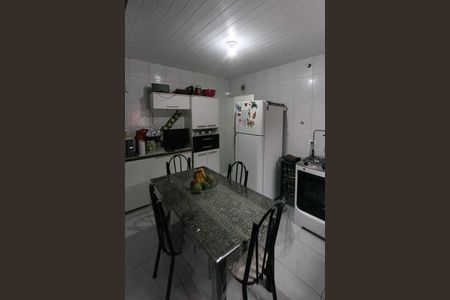 Casa à venda com 215m², 6 quartos e 1 vagaCozinha