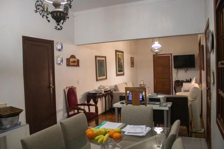 Casa à venda com 300m², 4 quartos e 1 vagaSala