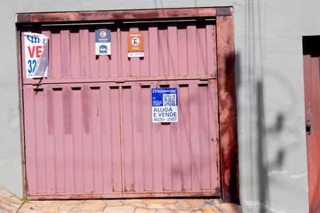 Casa à venda com 300m², 4 quartos e 1 vagaPlaca