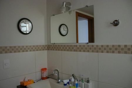 Casa à venda com 300m², 4 quartos e 1 vagaBanheiro 2