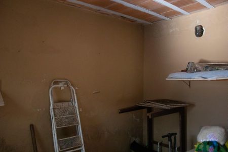 Casa à venda com 300m², 4 quartos e 1 vagaÁrea de Serviço