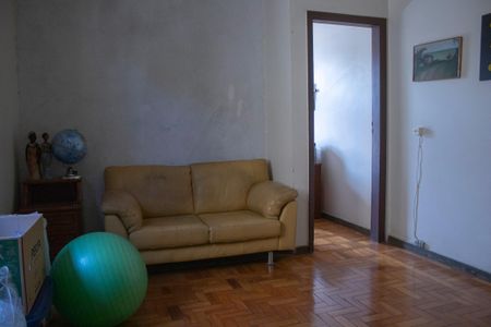 Casa à venda com 300m², 4 quartos e 1 vagaSuíte