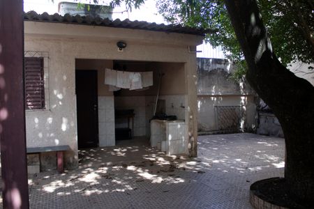 Casa à venda com 300m², 4 quartos e 1 vagaÁrea de Serviço