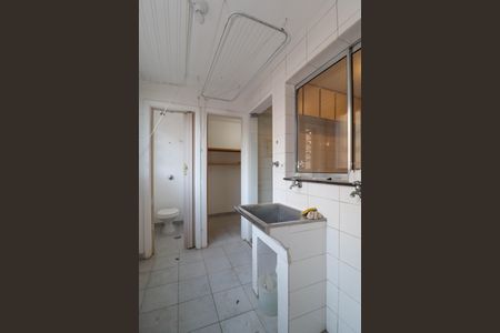 Apartamento à venda com 115m², 3 quartos e 1 vagaÁrea de Serviço