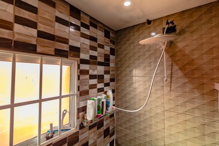 Casa à venda com 190m², 3 quartos e 2 vagasBanheiro 2