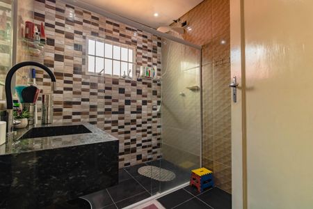 Casa à venda com 190m², 3 quartos e 2 vagasBanheiro 2