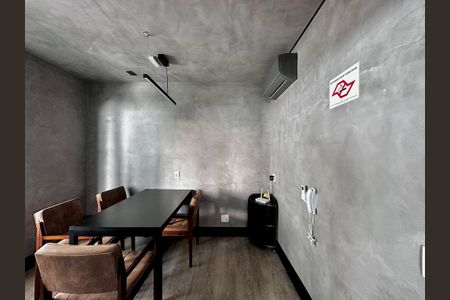 Studio para alugar com 19m², 0 quarto e sem vaga Studio para alugar com 19m², 0 quarto e sem vagaCoworking