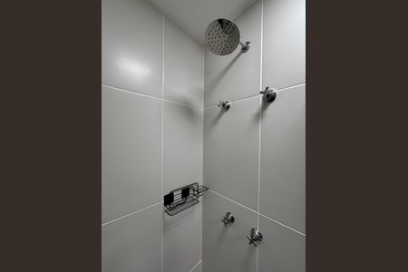 Studio para alugar com 19m², 0 quarto e sem vaga Studio para alugar com 19m², 0 quarto e sem vagaBanheiro