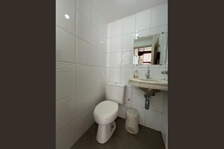 Apartamento à venda com 187m², 2 quartos e 1 vaga Apartamento à venda com 187m², 2 quartos e 1 vagaBanheiro