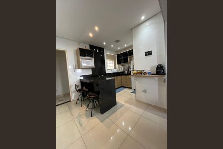 Apartamento à venda com 187m², 2 quartos e 1 vaga Apartamento à venda com 187m², 2 quartos e 1 vagaCozinha