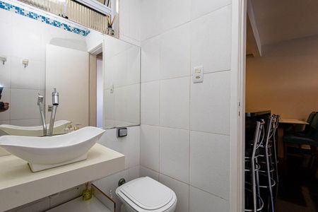 Apartamento à venda com 53m², 1 quarto e sem vagaBanheiro