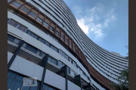 Apartamento à venda com 53m², 1 quarto e sem vagaFachada