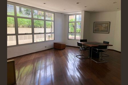 Apartamento para alugar com 76m², 2 quartos e 2 vagas