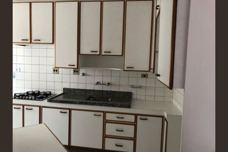 Apartamento para alugar com 76m², 2 quartos e 2 vagas