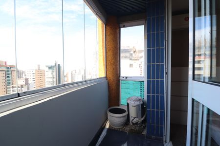 Apartamento para alugar com 296m², 3 quartos e 4 vagasVaranda Quarto 3 suíte