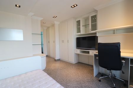Apartamento para alugar com 296m², 3 quartos e 4 vagasQuarto 3 suíte